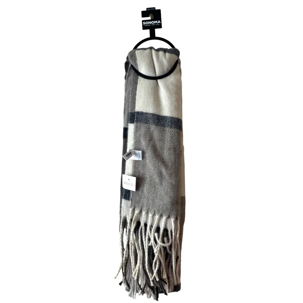 Sonoma Oblong Scarf Women Cozy Gray White Plaid Recycled Polyester Fringe New